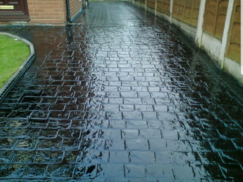 black concrete driveway
